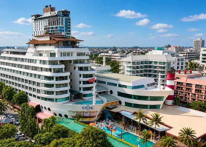 A-One The Royal Cruise Pattaya - Sha Extra Plus