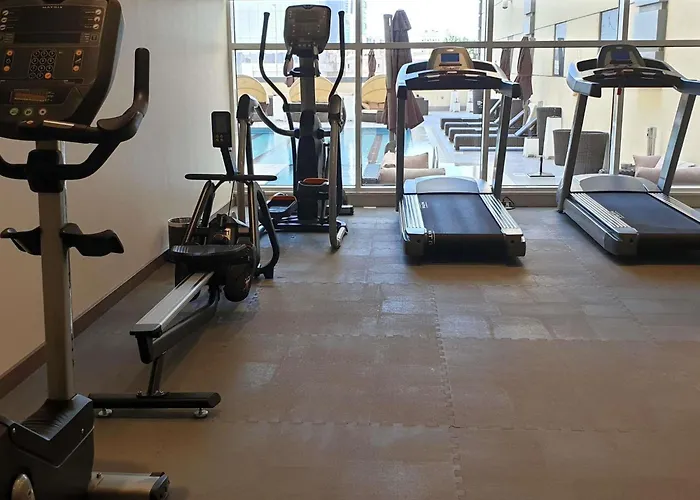 Hotel near College: Adagio Aparthotel Jeddah Malik Road