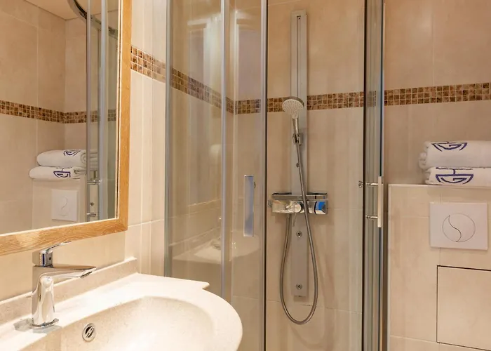 Hotel com tênis: Grand Hotel Dore