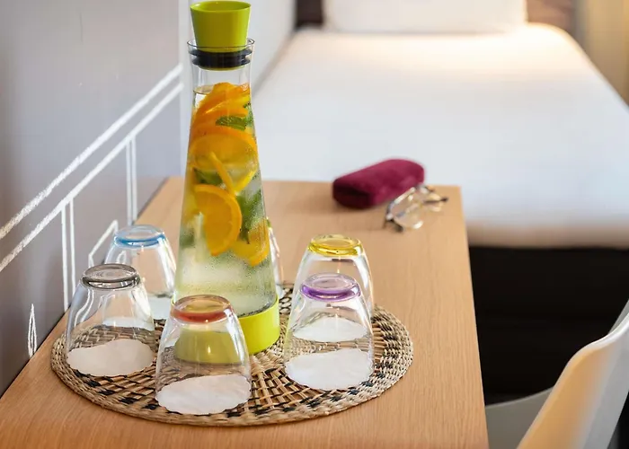 3 star hotel: Ibis Geneve Centre Lac
