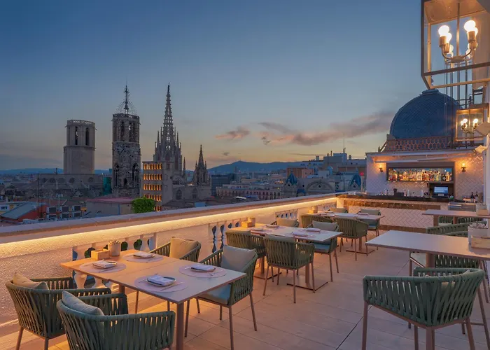 Romantic hotel: Boutique Hotel H10 Montcada