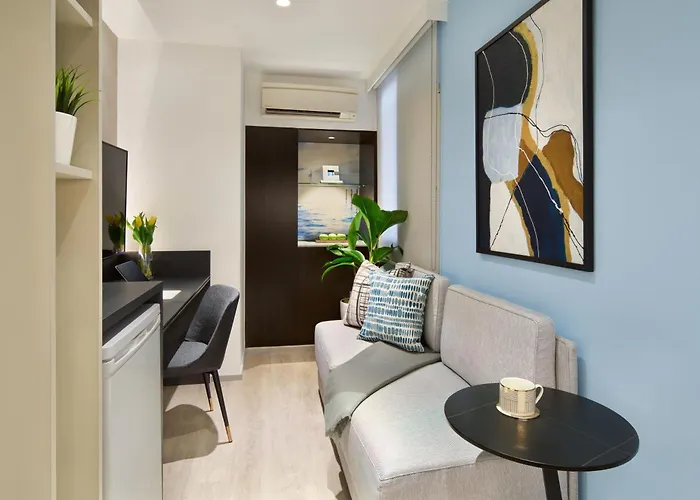 Lanson Place Winsland,