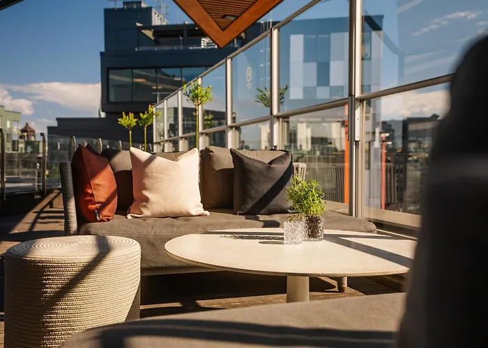  Clarion Sign
