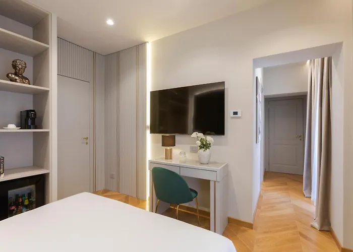 Сity center hotels Palazzo Venere