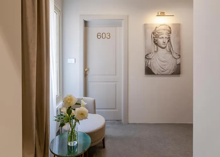 Сity center hotels Palazzo Venere