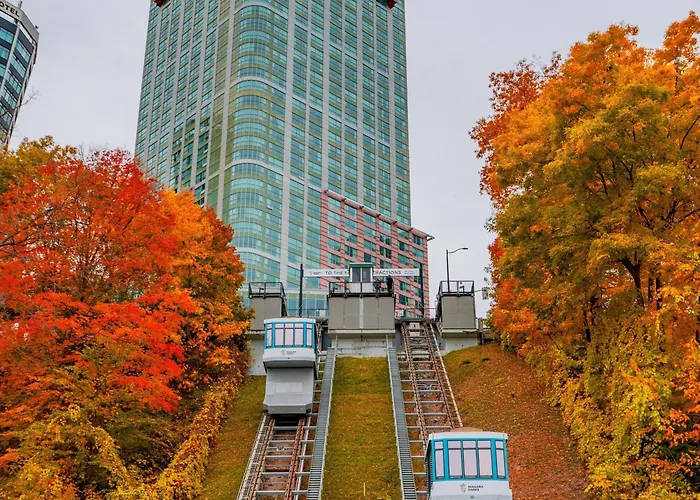 Embassy Suites By Hilton Niagara Falls/ Fallsview