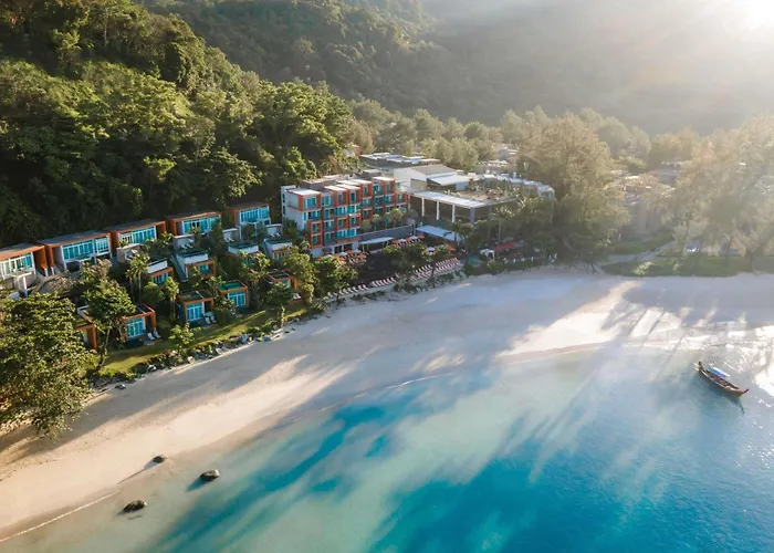  Novotel Phuket Kamala Beach