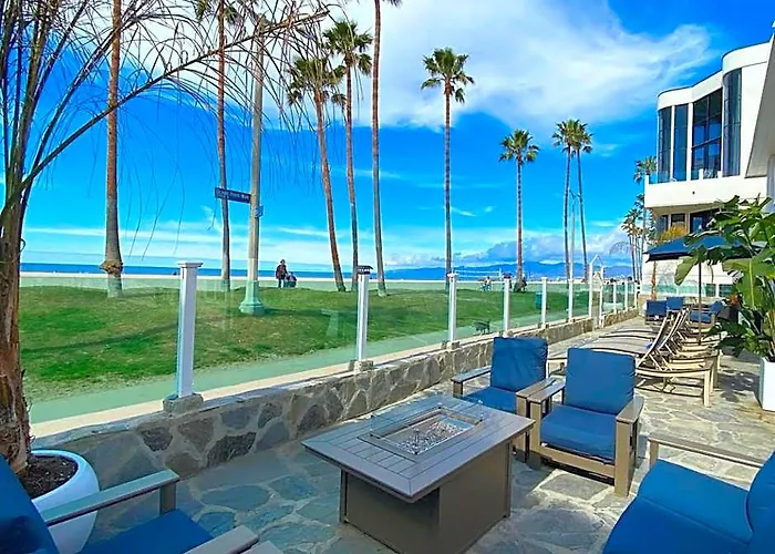 In Luxury hotels Venice On The Beach