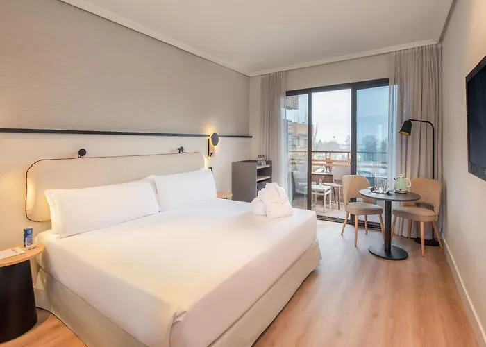 Hotels with a view Madrid Alameda Aeropuerto, Affiliated By Melia