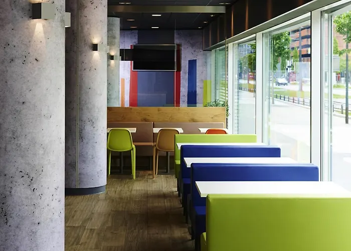 Ibis Budget City West