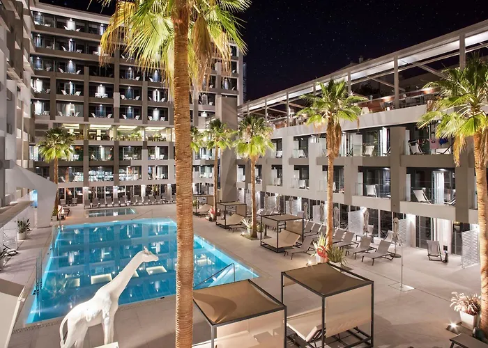 Hotels with pool Innside By Melia Palma Bosque