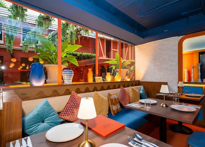 Pets Allowed Hotel Oakwood Residence Sukhumvit 24 Bangkok