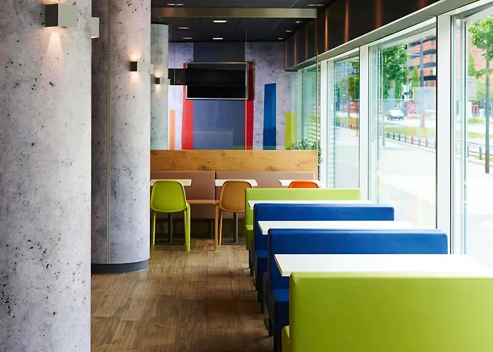 Ibis Budget City West