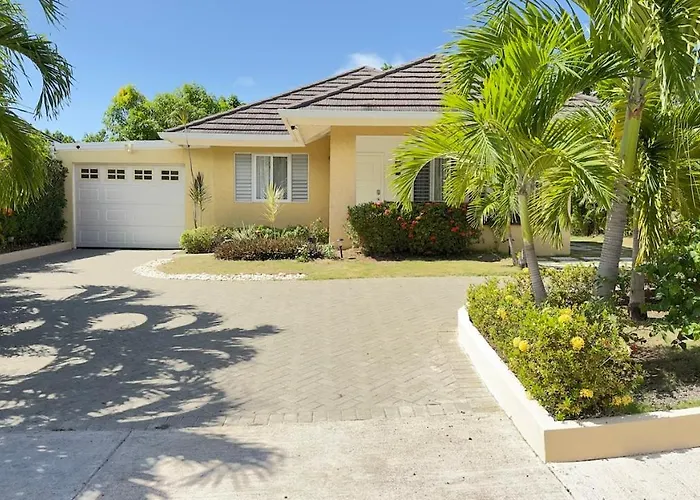 Jamnick Vacation Rentals - Fern Court, Richmond Estate, St Ann, Jamaica