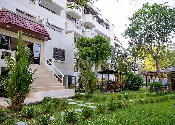 Pets Allowed Hotel Hillside Resort