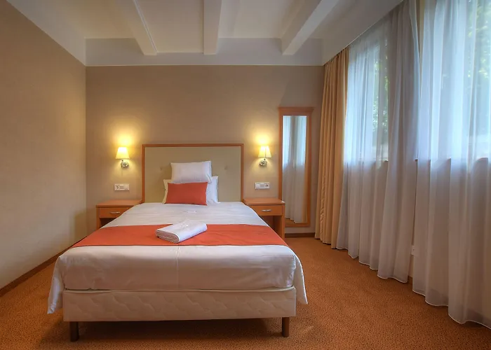 Anna Hotel