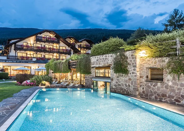 In Luxury hotels Angelo Engel
