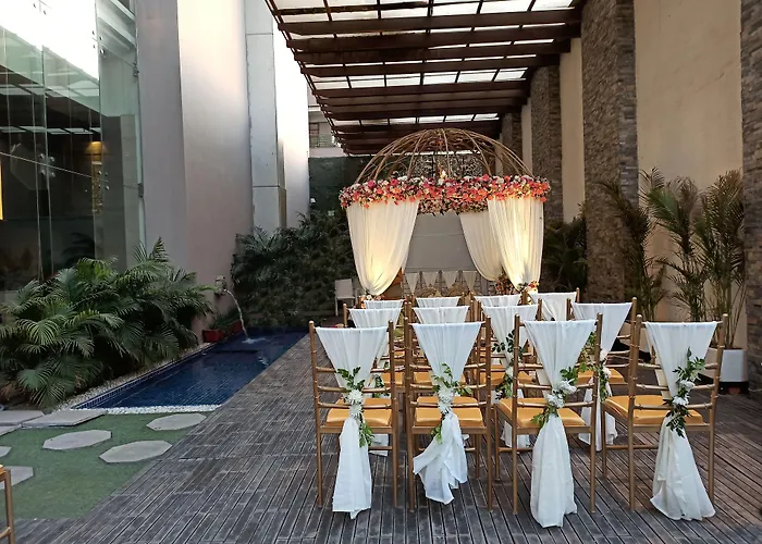 Doubletree By Hilton Gurugram Baani Square