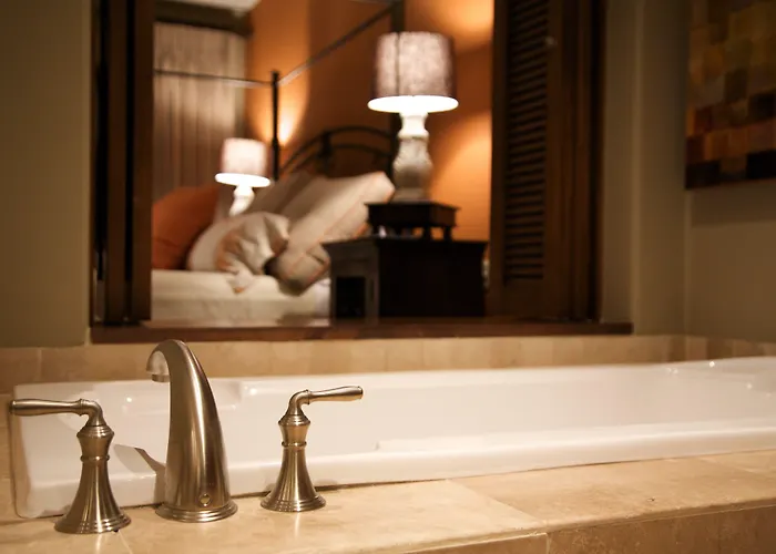 Alegranza Luxury - All Master Suite