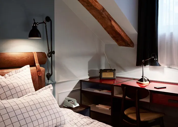 Beach Hotels Hoxton, Paris