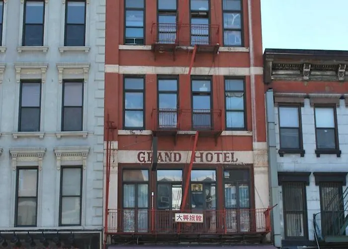 Bowery Grand