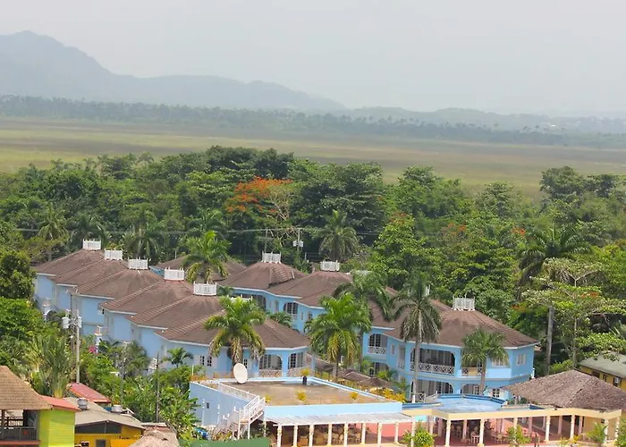 Family Hotel: Beachcomber Club Resort