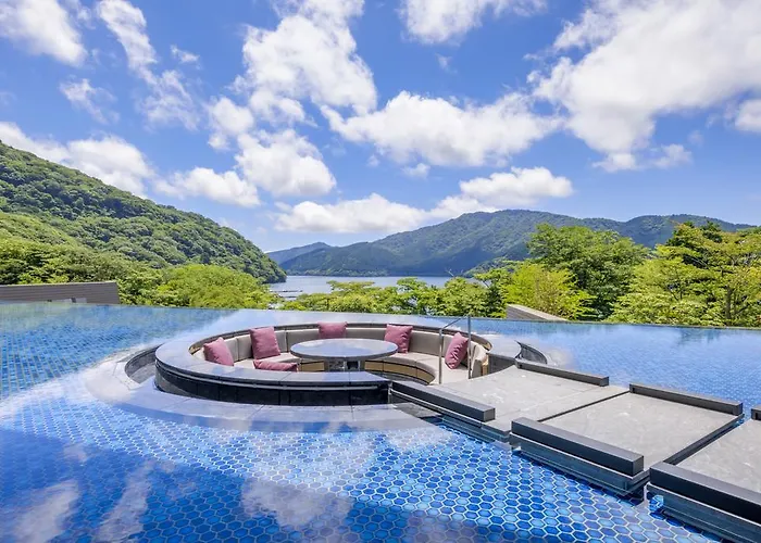 Family Hotel: Hakone Ashinoko Hanaori