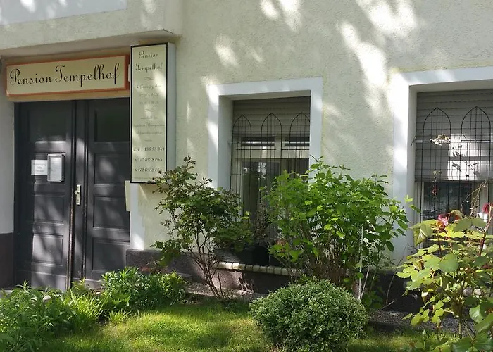 Hotel with view: Pension Tempelhof