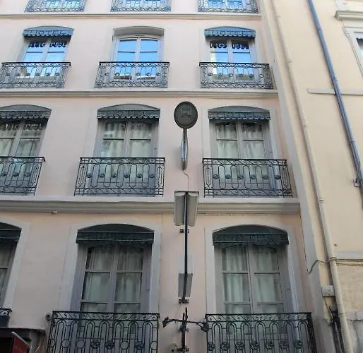 Goedkoop hotel: Hotel de Bretagne