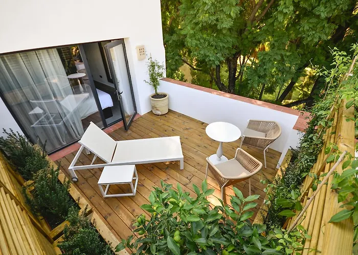 Legado Alcazar Hotel (Adults Only)