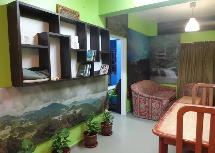 Hostel: Orchid Haven