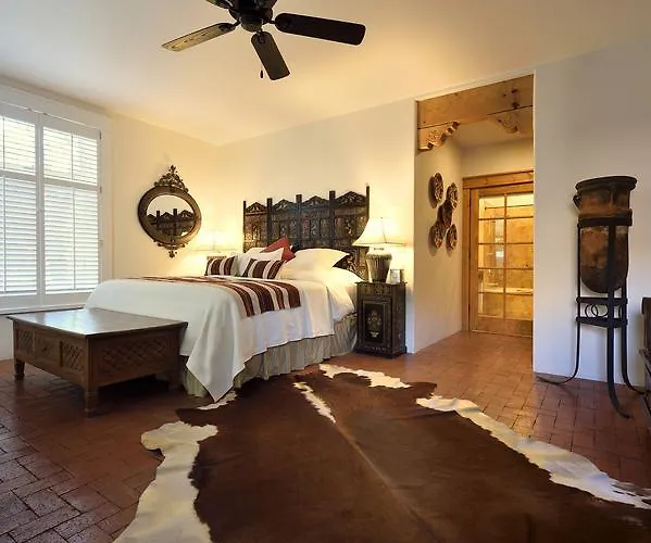 Central hotel: Casa Culinaria - The Gourmet Inn