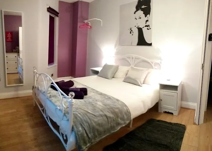 Cheap hotels Old Trafford Guest House