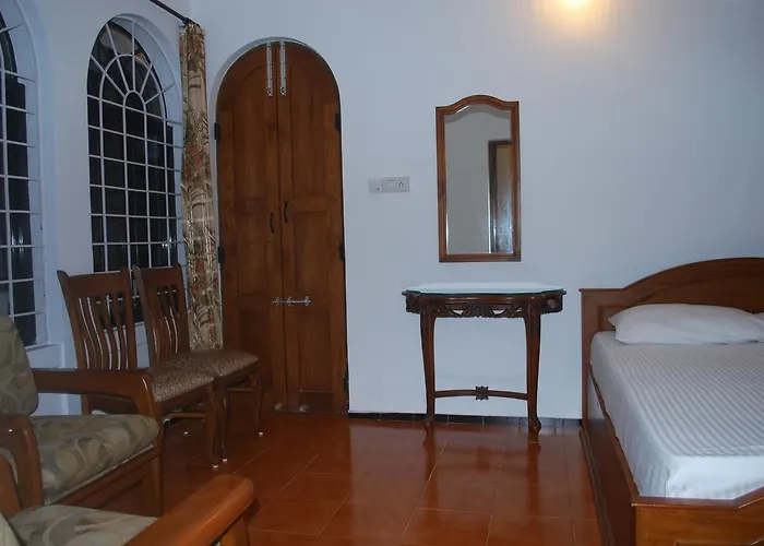 B&B only: Albuquerque Betterhomes, Goa