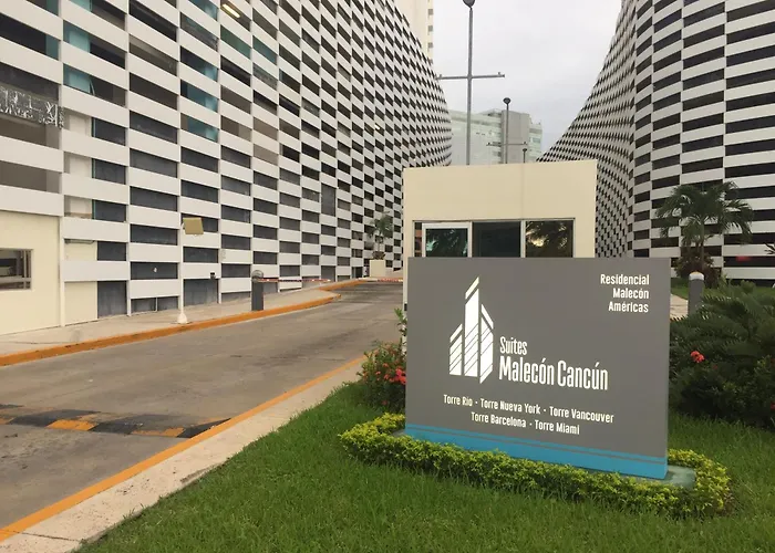 Luxe hotel: Suites Malecon Cancun