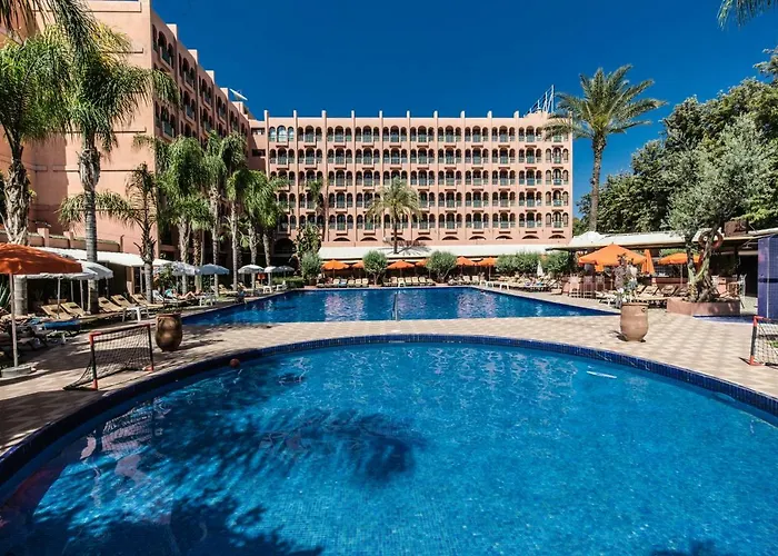 Hotels With Four Stars El Andalous Lounge & Spa