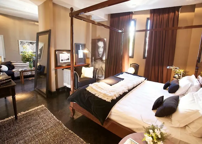 Hotels with pool Ultra Buenos Aires