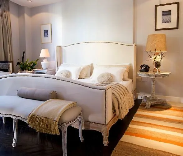 Hotels with pool Ultra Buenos Aires