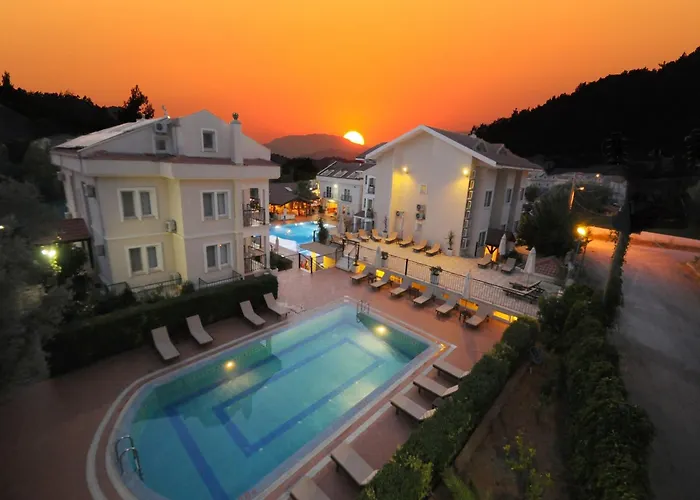 Sea Breeze And Apartments