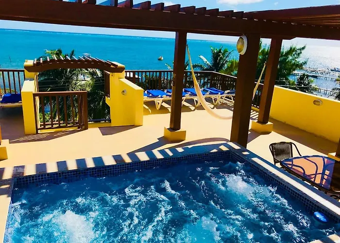 Private villas Caye Reef Condos