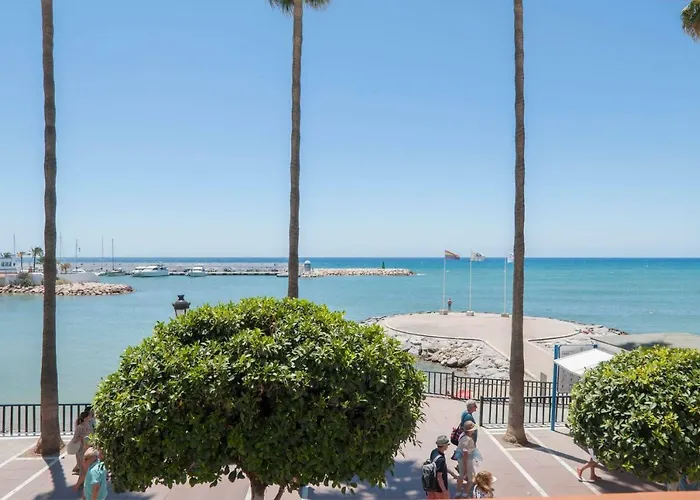 Huisdiervriendelijk hotel: Eden Roc Beachfront Apartments