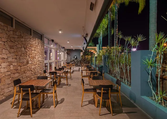 Motel: Palms Hotel