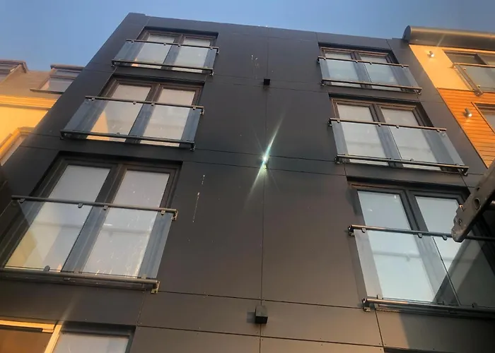 Hotel: Aparthotel421 By Seafront Collection