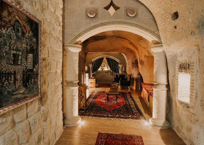 4 star hotel: Holiday Cave Hotel